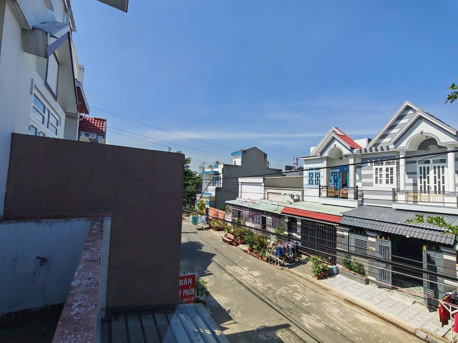 Cần bán ngay nhà riêng 75 m2, hướng Đông tại Đường Tỉnh lộ 9 - Mỹ Hạnh Nam - Đức Hòa, giá 1,75 tỷ