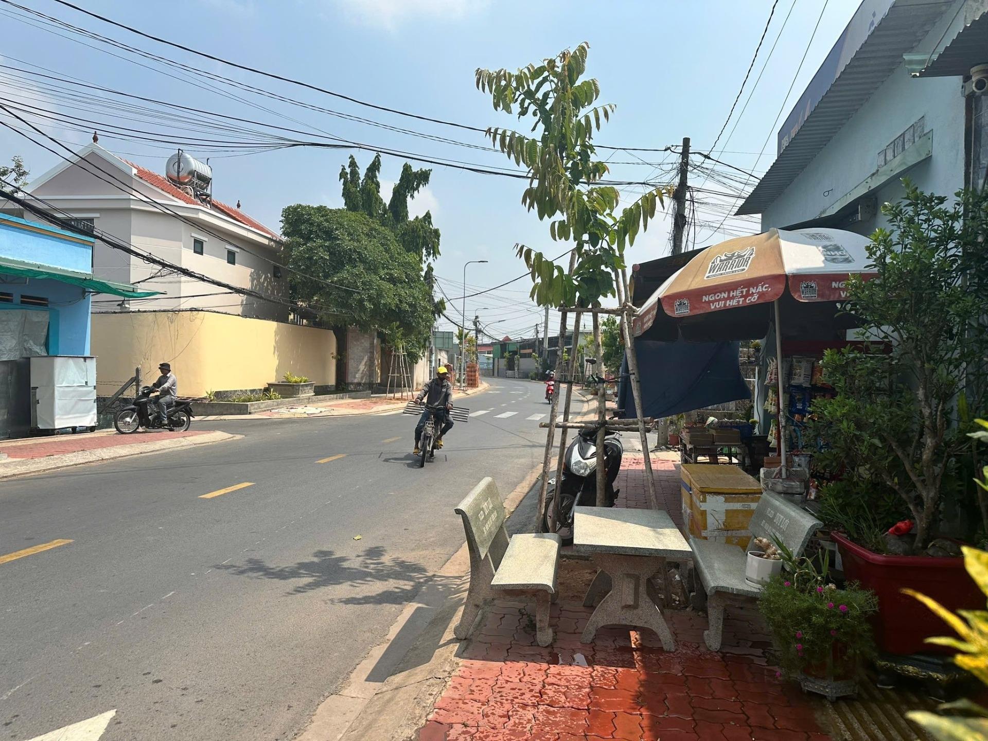 Sở hữu ngay nhà đẹp 73 m2, hướng Tây tại Đường Lê Thị Kim - Xuân Thới Đông - Hóc Môn, giá 3,15 tỷ