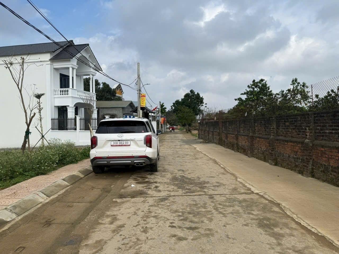 Sở hữu lô đất 105 m2 tại Xã Phú Cát - Quốc Oai - Hà Nội, giá 28 tr