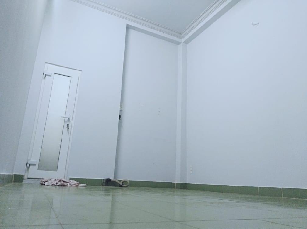 Cần cho thuê phòng 15 m2 tại Đường Trần Bình Trọng - 1 - Quận 5, giá 1,5 triệu/tháng