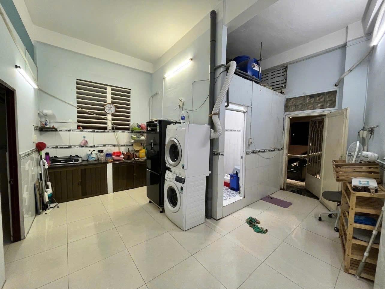 Bán nhanh căn hộ 43,36000061035156 m2, giá 1,69 tỷ tại Đường Gò Công - Quận 5 - TP Hồ Chí Minh