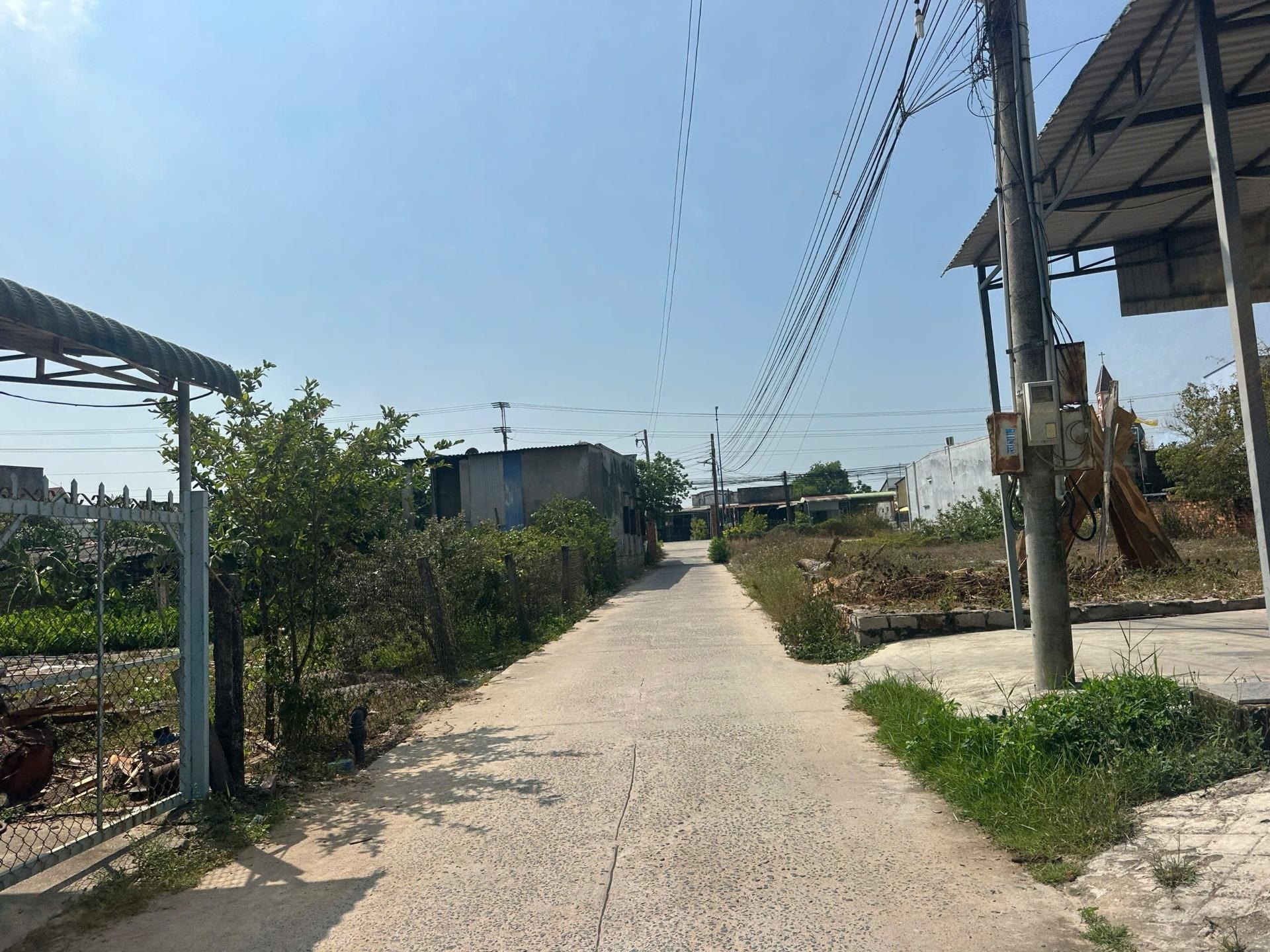 Chuyển nhượng nền đất 538 m2, hướng Đông-Bắc tại Tân Tiến - La Gi - Bình Thuận, giá 1,3 tỷ