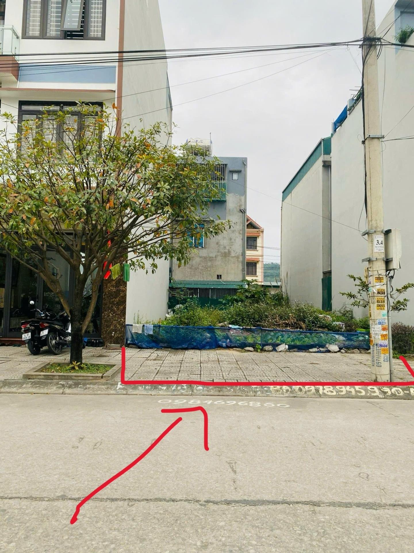 Bán lô đất nền 100 m2 tại Xã Thạch Hòa - Thạch Thất - Hà Nội, giá 2,8 tỷ