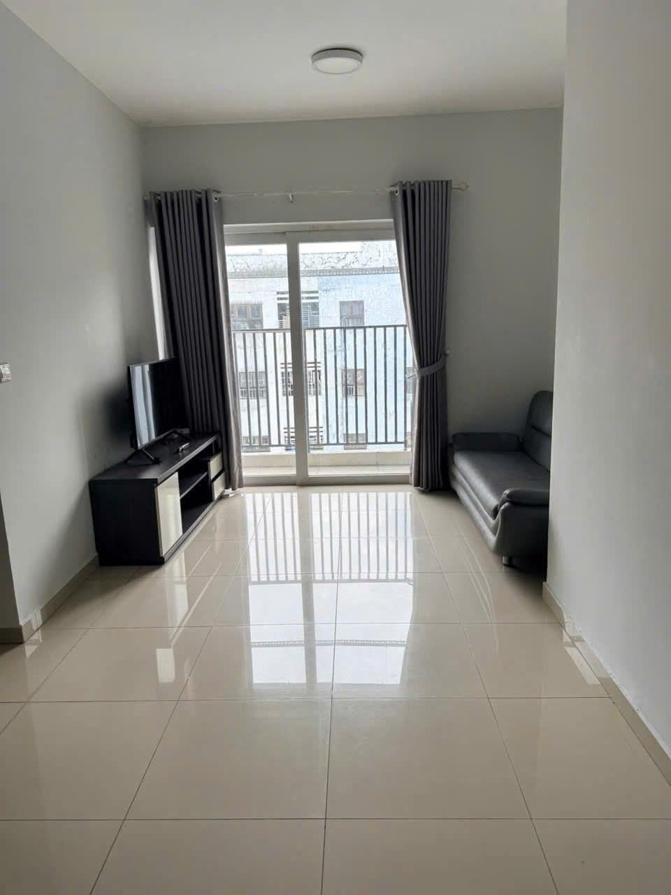 Cho thuê gấp căn chung cư 70 m2 tại Đường Ni Sư Huỳnh Liên - Tân Bình, giá 10 tr/tháng