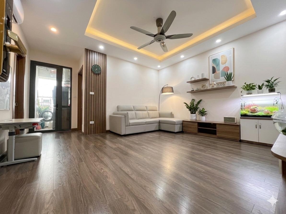 Bán căn chung cư 65 m2, giá tốt tại Đường Ngọc Đại - Đại Mỗ - Nam Từ Liêm - Hà Nội