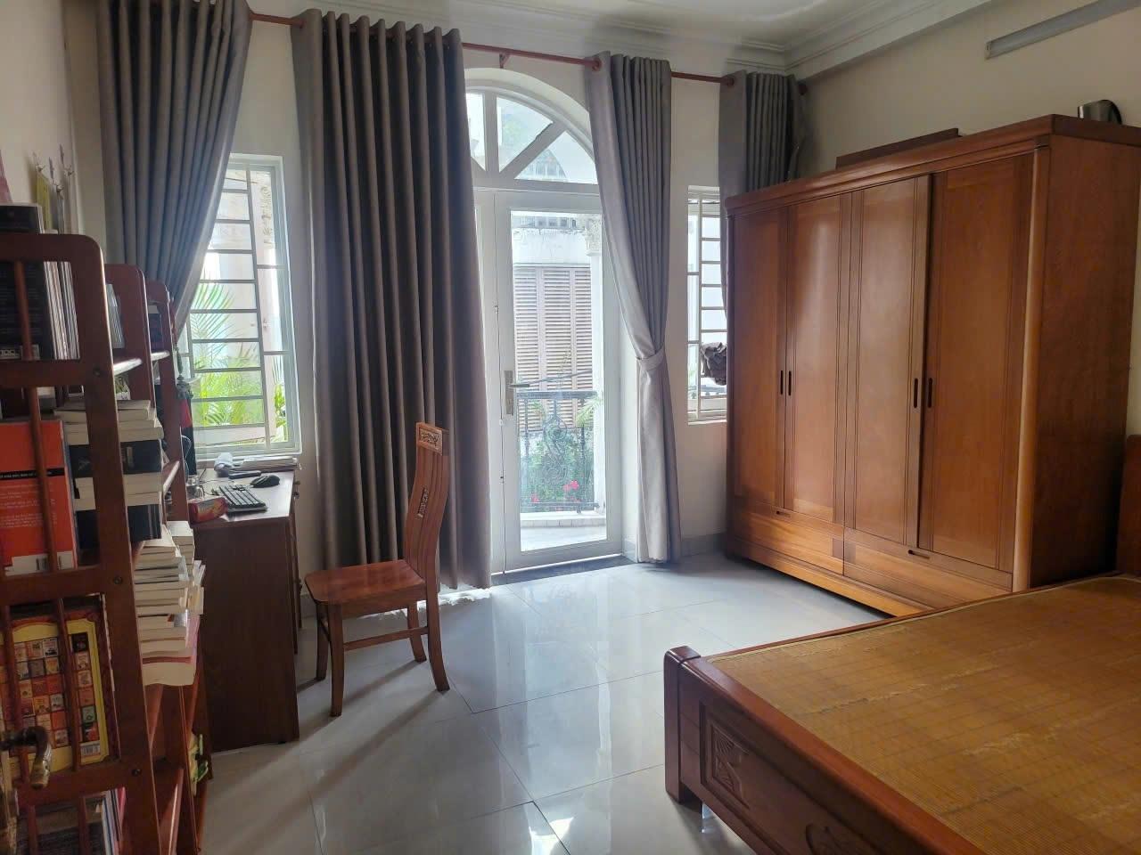 Bán gấp căn nhà riêng 53 m2, hướng Đông-Nam tại Đường 16 - Linh Trung - Thủ Đức, giá 7,45 tỷ