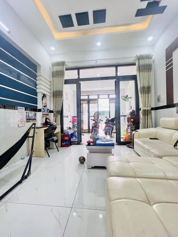 Chuyển nhượng nhà sổ hồng riêng 65 m2 tại Đường Nguyễn Văn Đậu - 12 - Bình Thạnh, giá 980 triệu