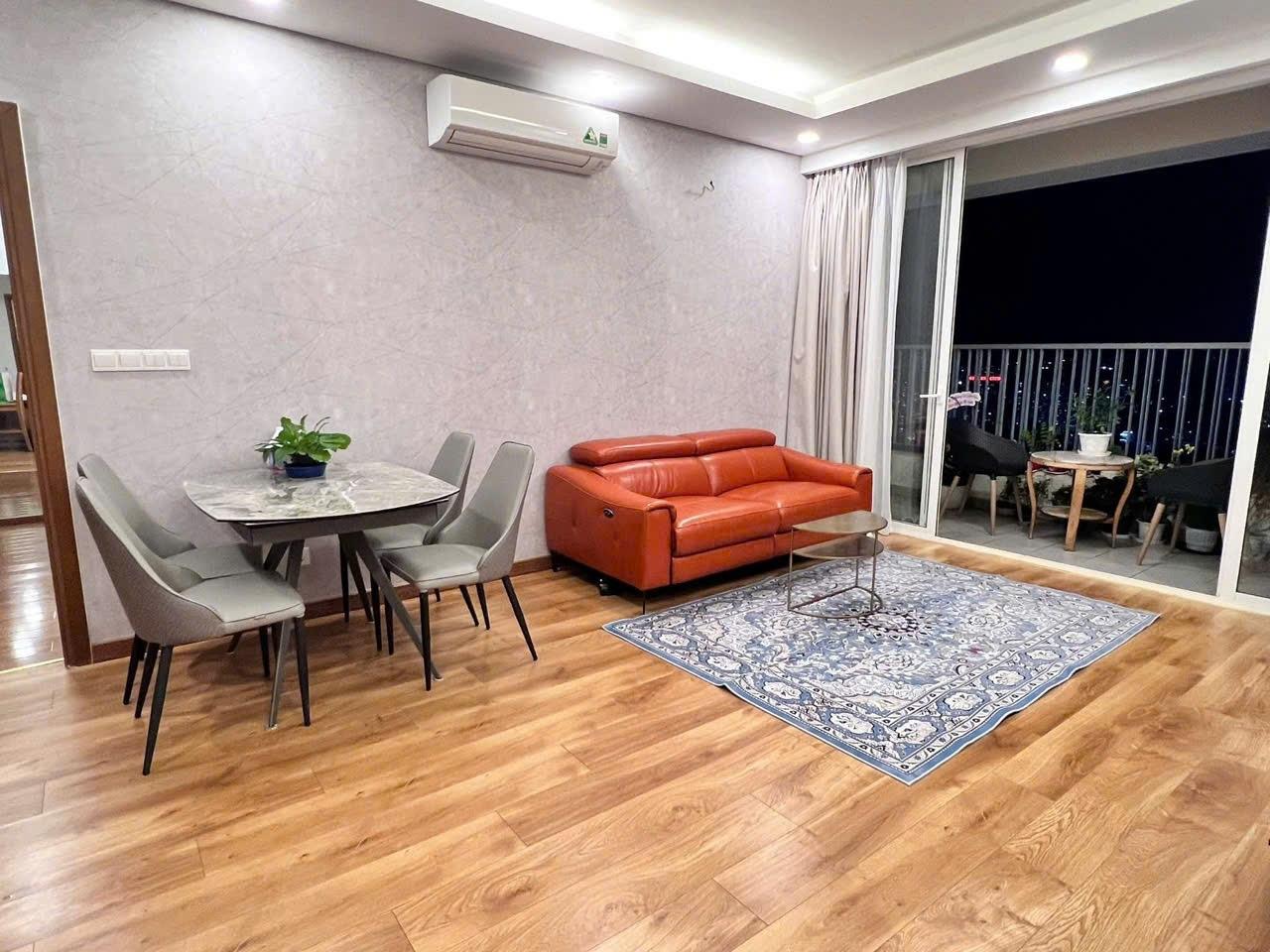 Cần bán gấp căn hộ chung cư 120 m2, giá 13 tr tại Đường Nguyễn Văn Quá - Quận 12 - TP Hồ Chí Minh