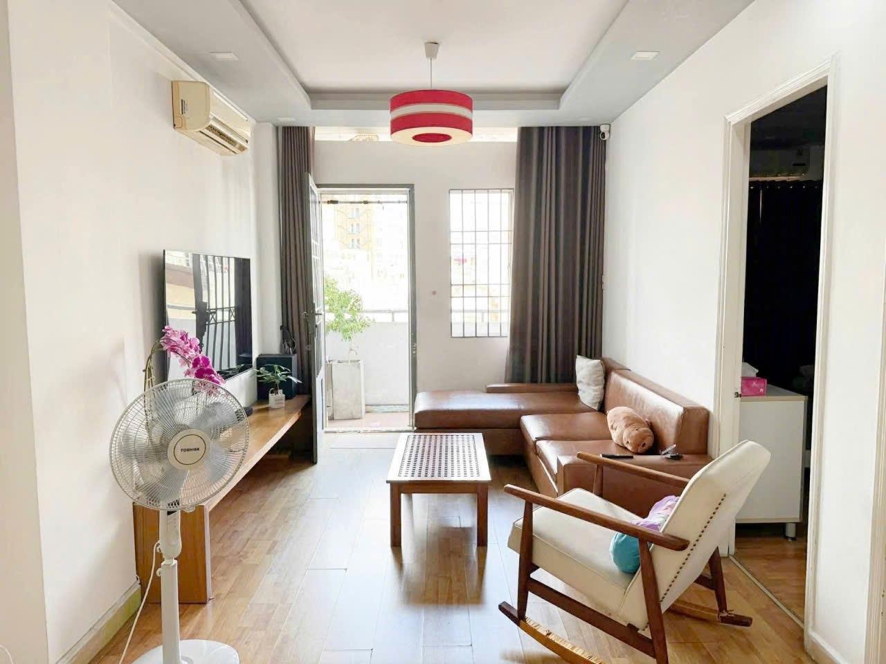 Cần cho thuê căn hộ chung cư 70 m2 tại Đường Cống Quỳnh - Quận 1, giá 11 triệu/tháng