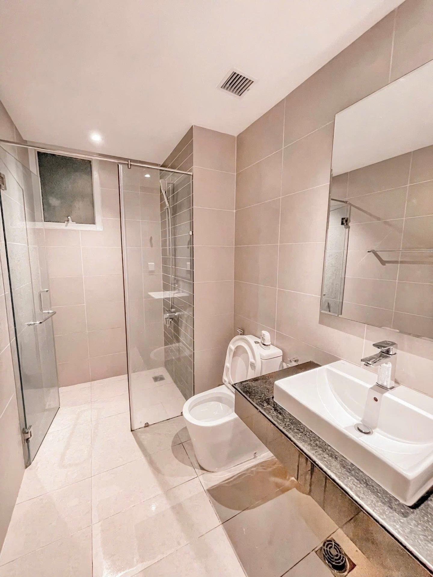 Thuê ngay căn 90 m2 tại Đường Phan Huy Ích - 15 - Tân Bình - TP Hồ Chí Minh, giá 10 triệu/tháng