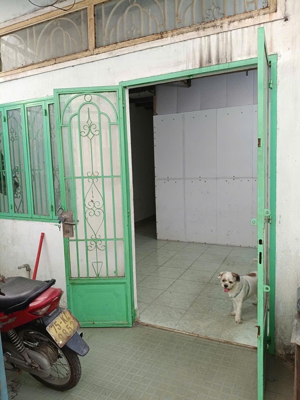 Cho thuê gấp nhà sổ hồng riêng tại Đường Bùi Dương Lịch - Bình Tân, 68 m2, giá 3,5 tr/tháng