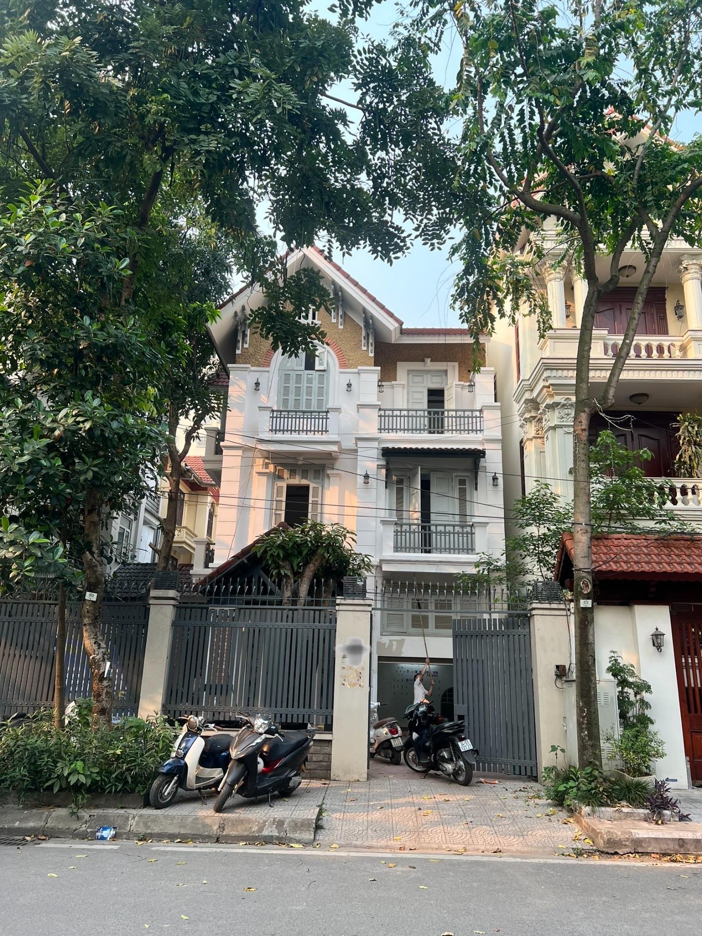 Thuê ngay liền kề, biệt thự 180 m2 tại Nam Từ Liêm - Hà Nội, giá 38,5 triệu/tháng