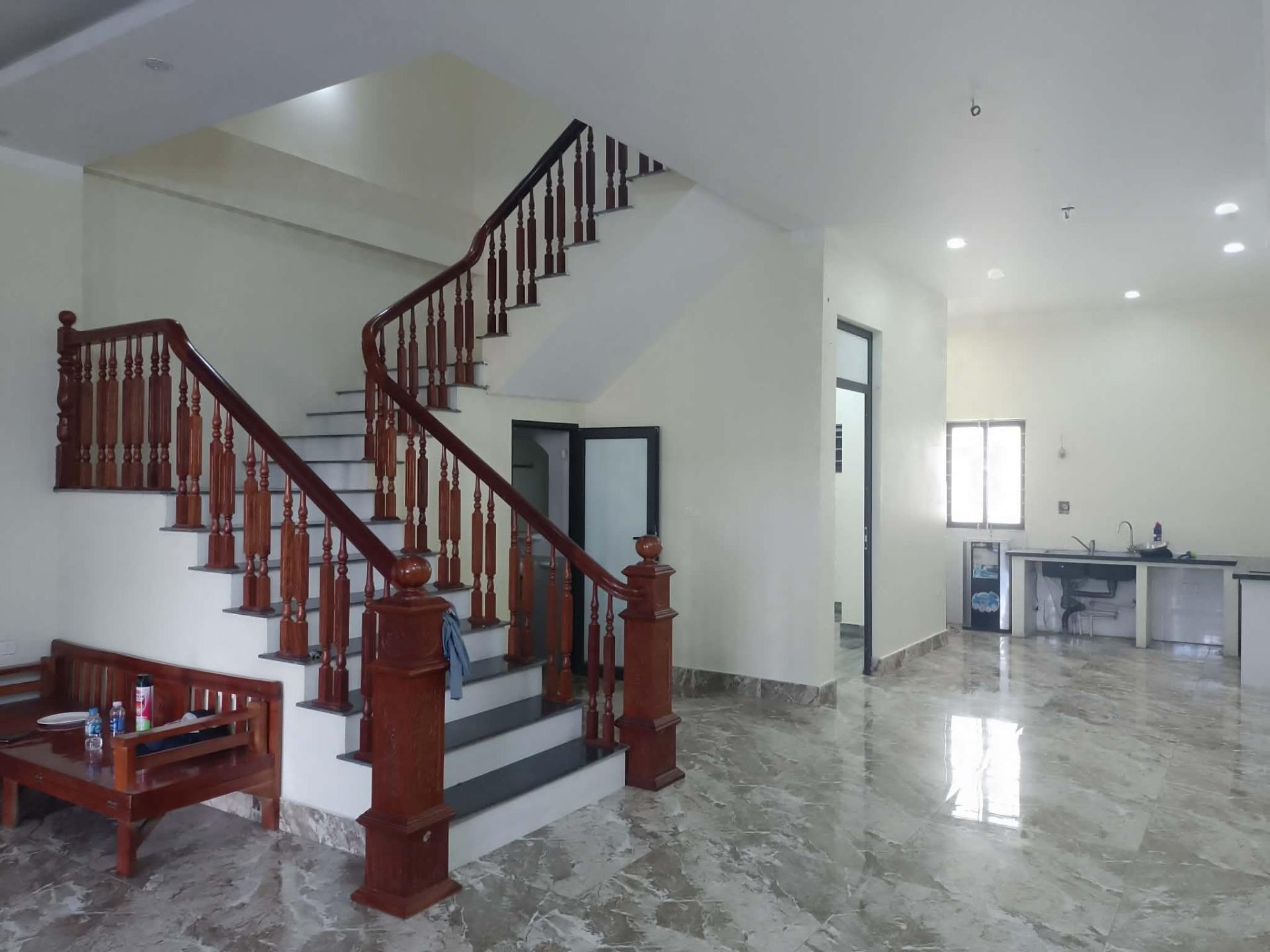 Cho thuê gấp nhà riêng sổ đỏ tại Xã Lại Yên - Hoài Đức - Hà Nội, 95 m2, giá 9 triệu/tháng