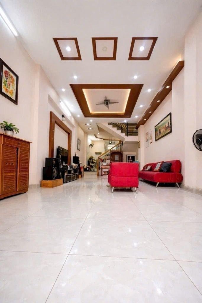 Chuyển nhượng nhà mặt phố đẹp 72 m2 tại Đường Chiến Lược - Bình Trị Đông - Bình Tân, giá 7,3 tỷ