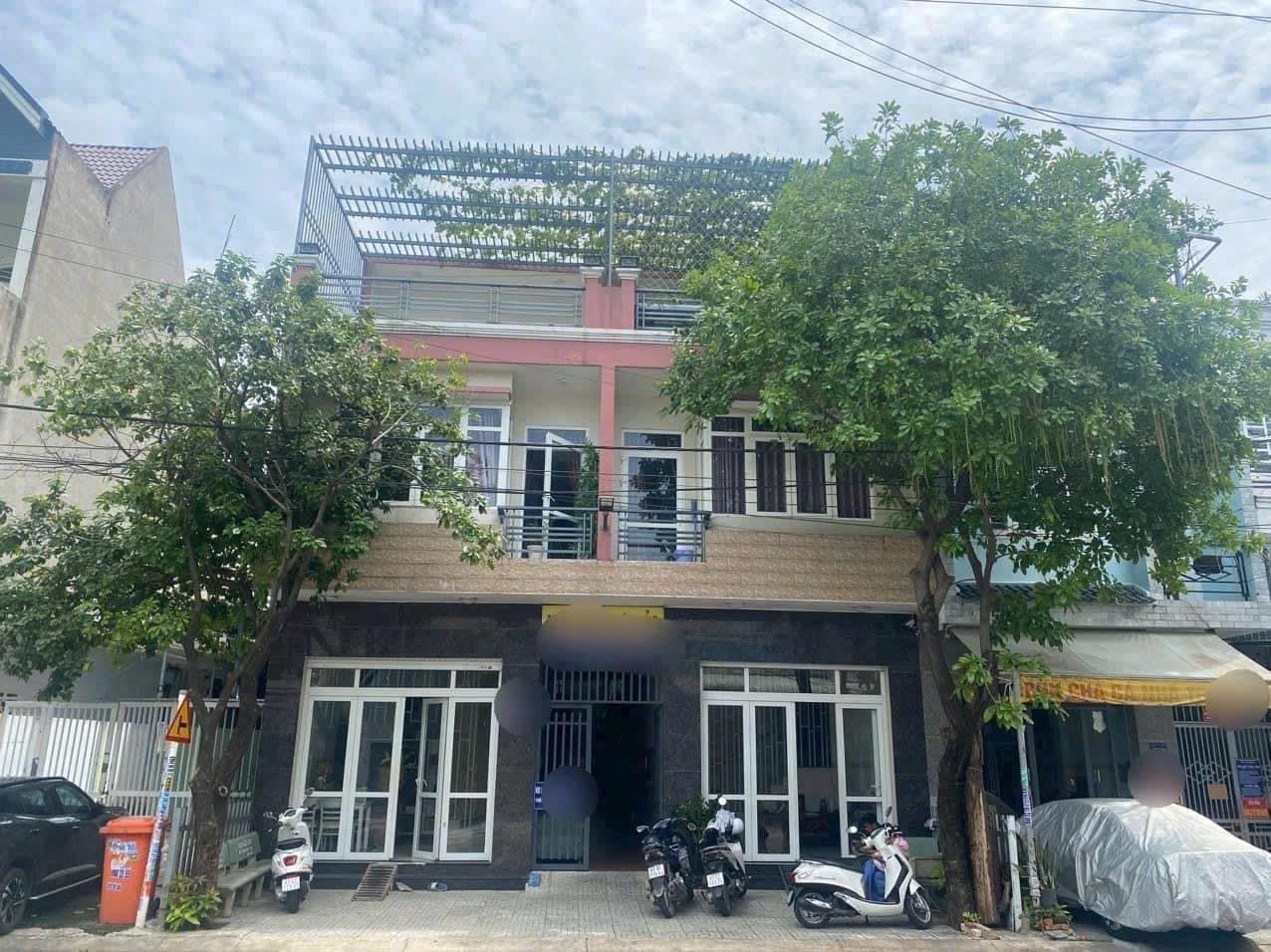 Bán Cặp Nhà Và Trọ Ngay Chợ Vsip1 gần siêu thị AEON Bình Dương