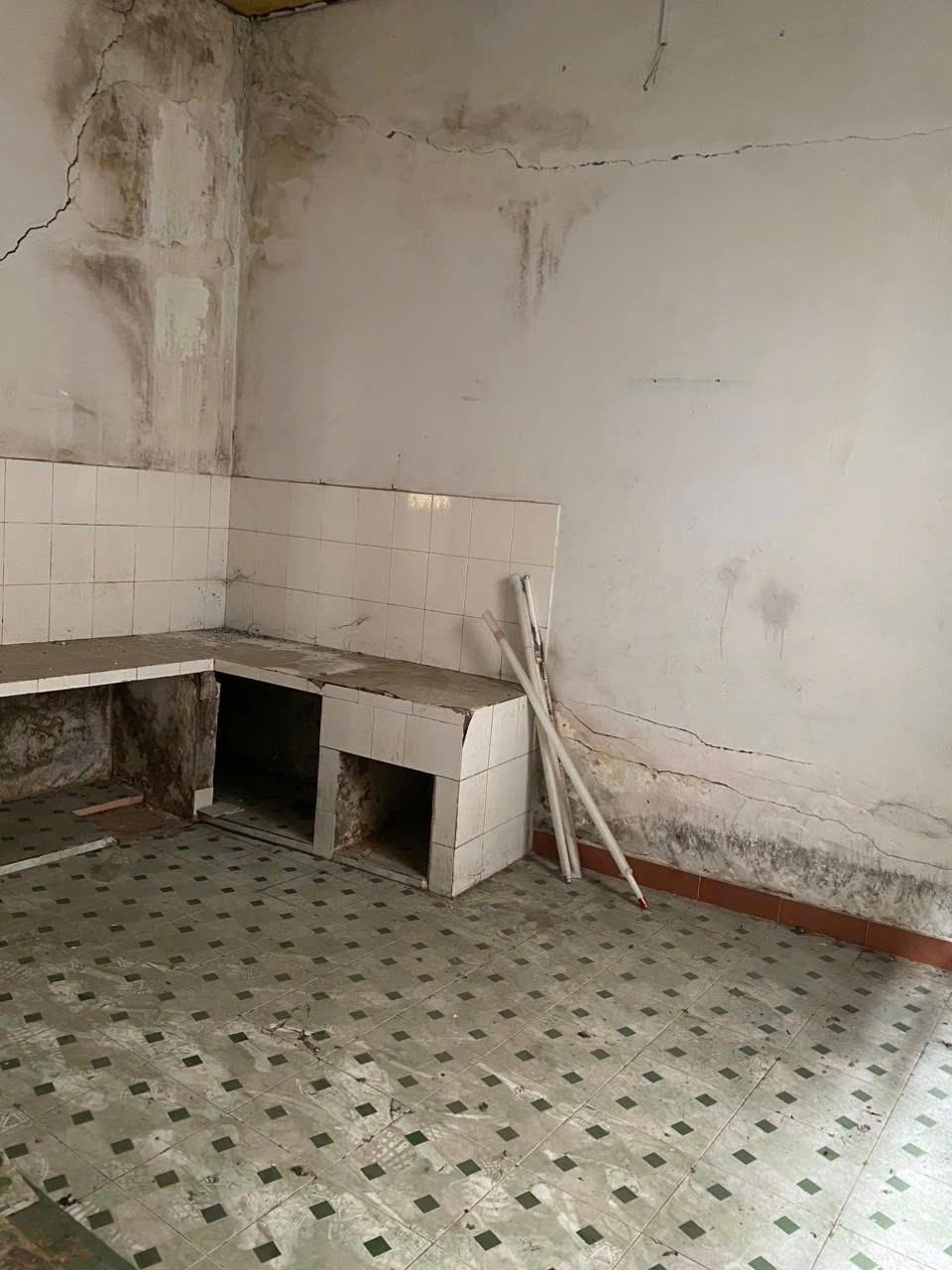 Bán nhà sổ hồng riêng 112 m2 tại Đường Huỳnh Tấn Phát - Bình Thuận - Quận 7, giá 8,5 tỷ