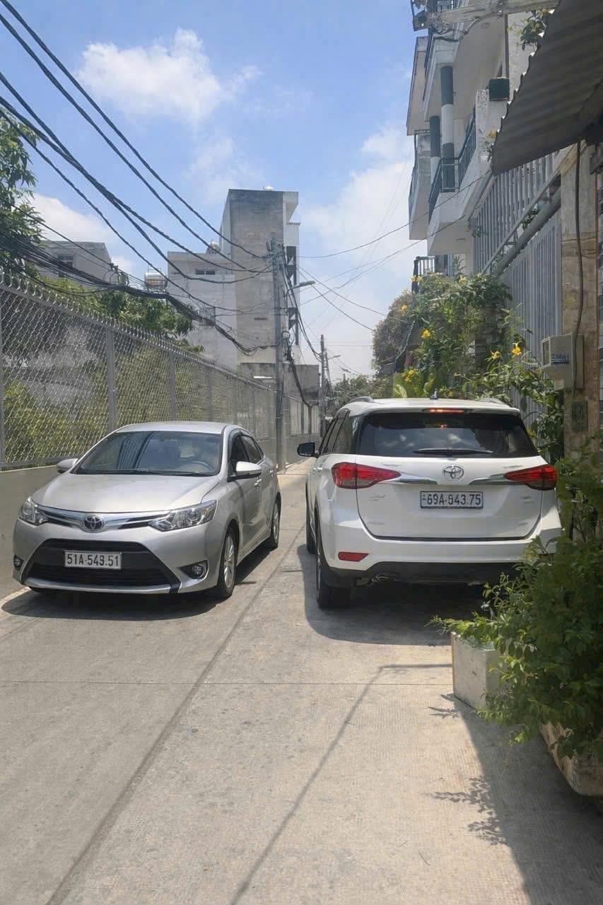 Cần bán gấp nhà sổ riêng 64 m2 tại Đường Huỳnh Tấn Phát - Phú Thuận - Quận 7, giá 4,5 tỷ