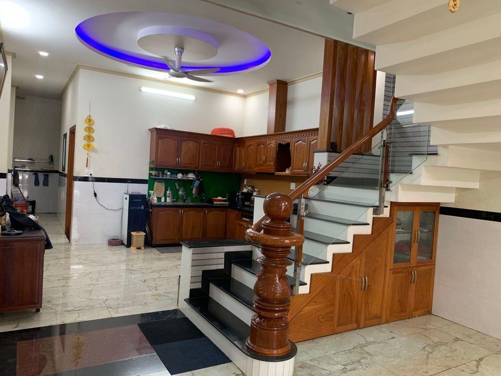 Sở hữu ngay nhà sổ riêng 121 m2 tại Phường Dĩ An - Dĩ An - Bình Dương, giá 5,7 tỷ