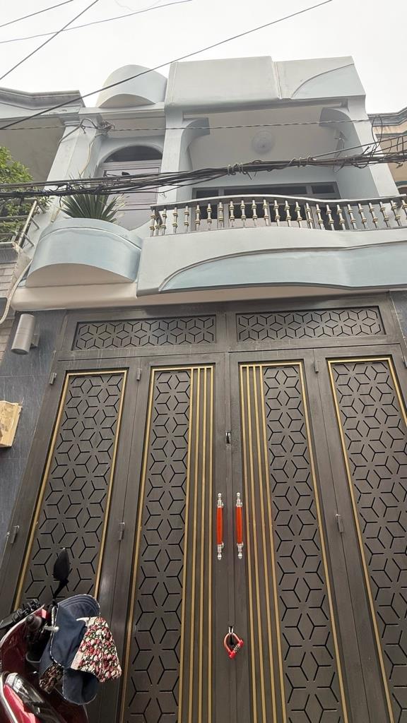 Cần bán gấp nhà sổ riêng 1 tầng, 35 m2, mặt tiền 4m tại Đường Nguyễn Duy Cung, giá 4,95 tỷ