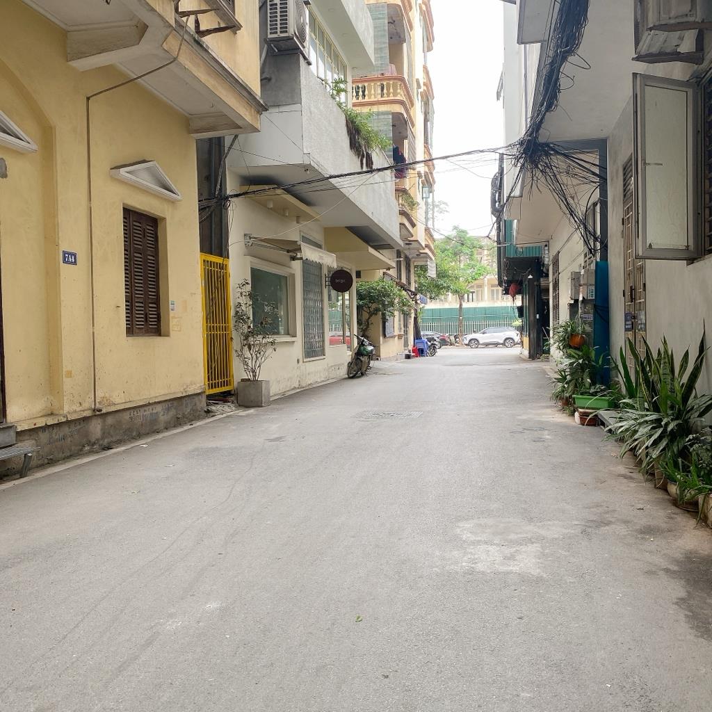 Cần bán nhanh căn nhà đẹp 3 tầng, 81 m2, mặt tiền 6m tại Đường Hồ Tùng Mậu - Cầu Giấy, giá 16,8 tỷ