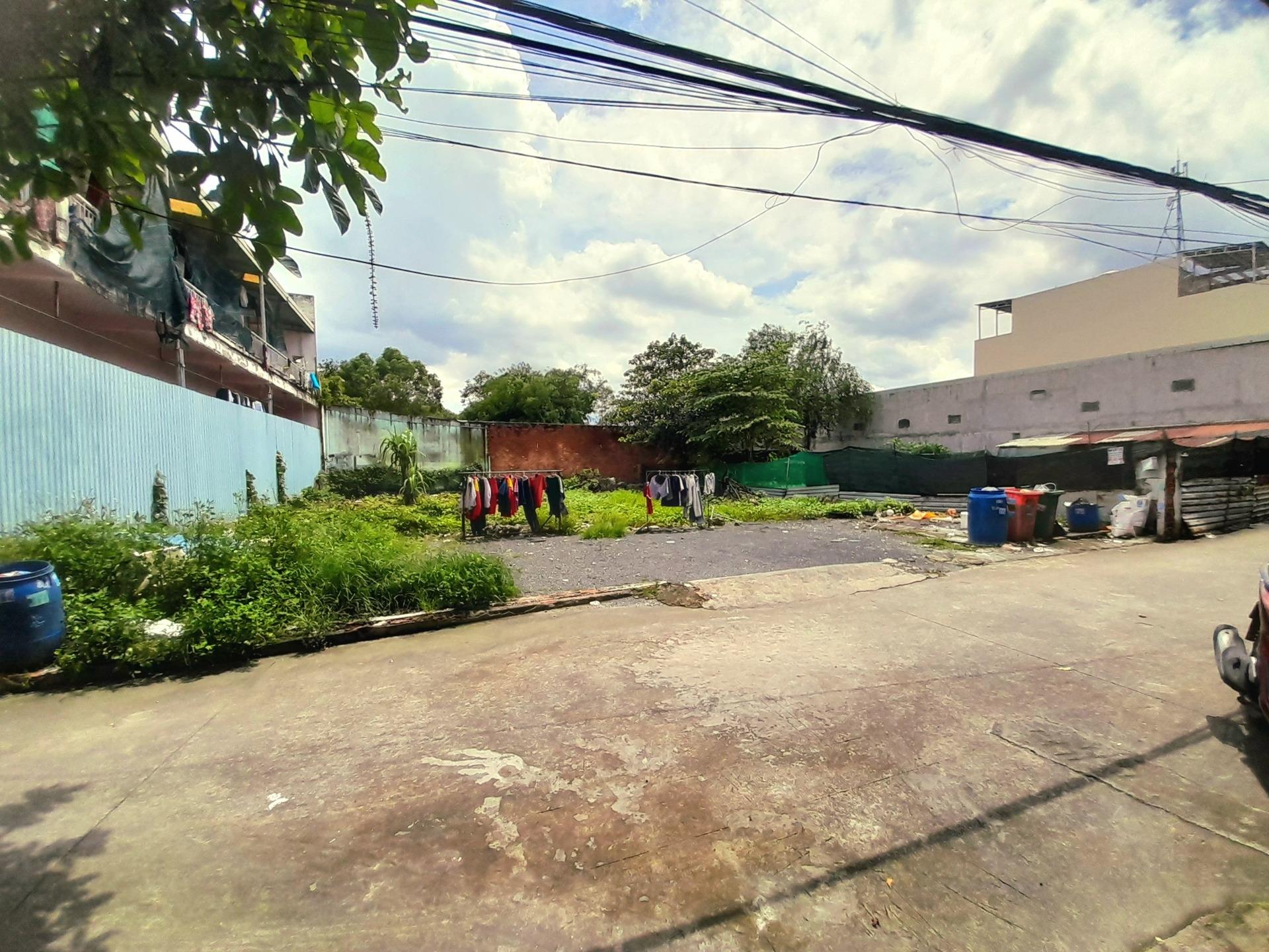 Bán gấp đất 395 m2 tại Phường Linh Xuân - Thủ Đức - TP Hồ Chí Minh, giá 14,5 tỷ