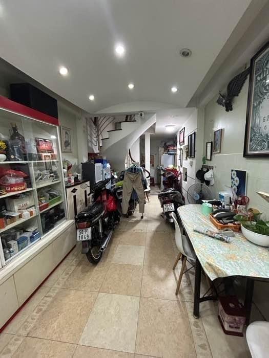 Bán nhà sổ riêng 48,79999923706055 m2 tại Đường Âu Cơ - 10 - Tân Bình - TP Hồ Chí Minh, giá 825 tr