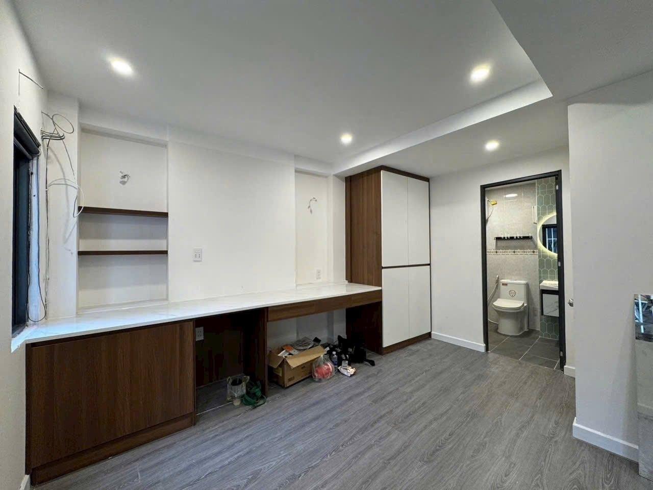 Sở hữu ngay nhà riêng 33 m2 tại Đường Huỳnh Văn Bánh - 11 - Phú Nhuận, giá 1,32 tỷ