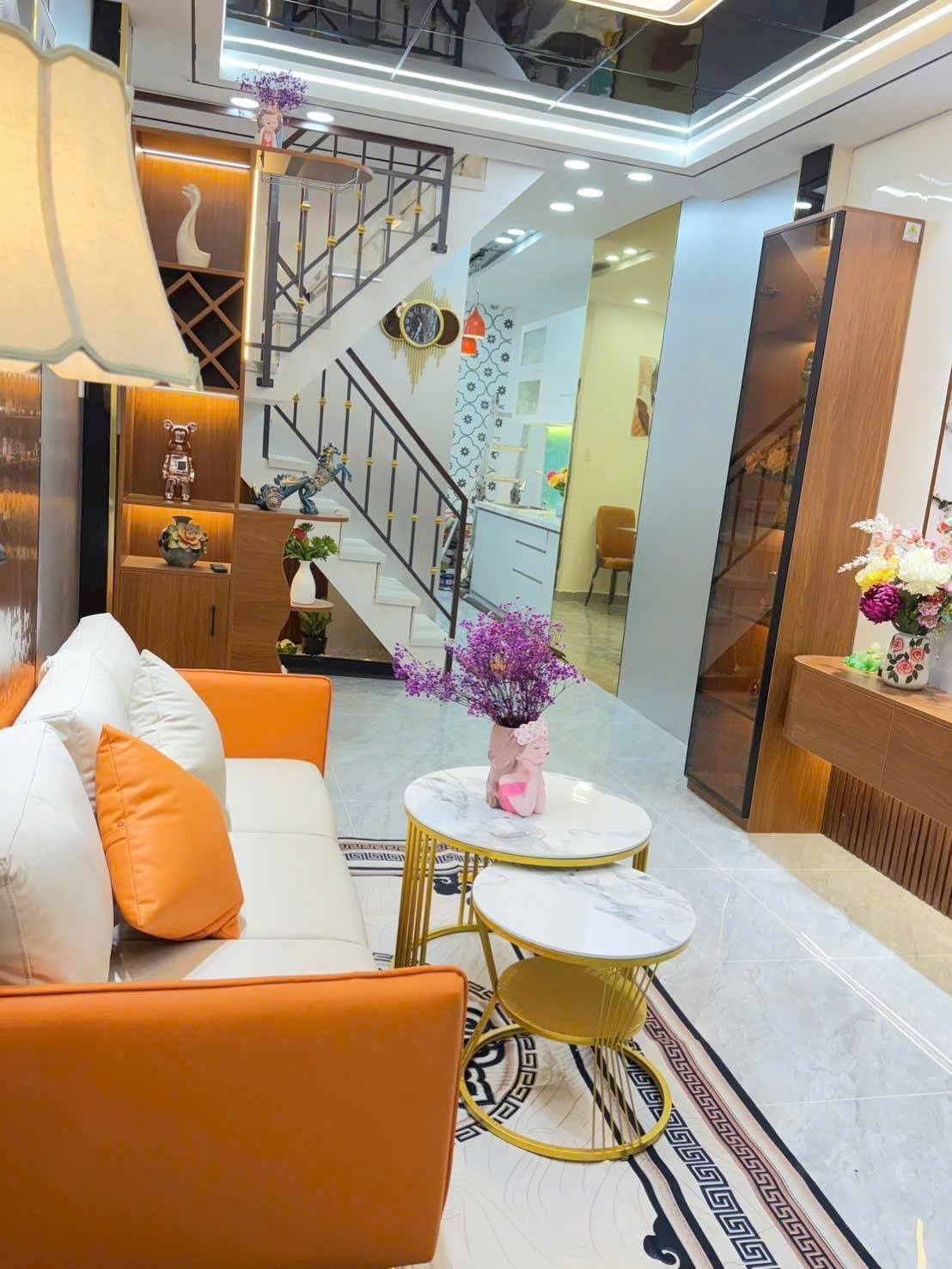 Cần bán gấp bán nhanh nhà riêng 33 m2 tại Đường 8 - Trường Thọ - Thủ Đức, giá 920 tr