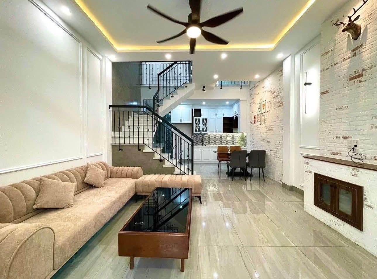 Bán gấp căn nhà đẹp 45 m2 tại Đường Lê Văn Sỹ - 12 - Quận 3 - TP Hồ Chí Minh, giá 969 triệu