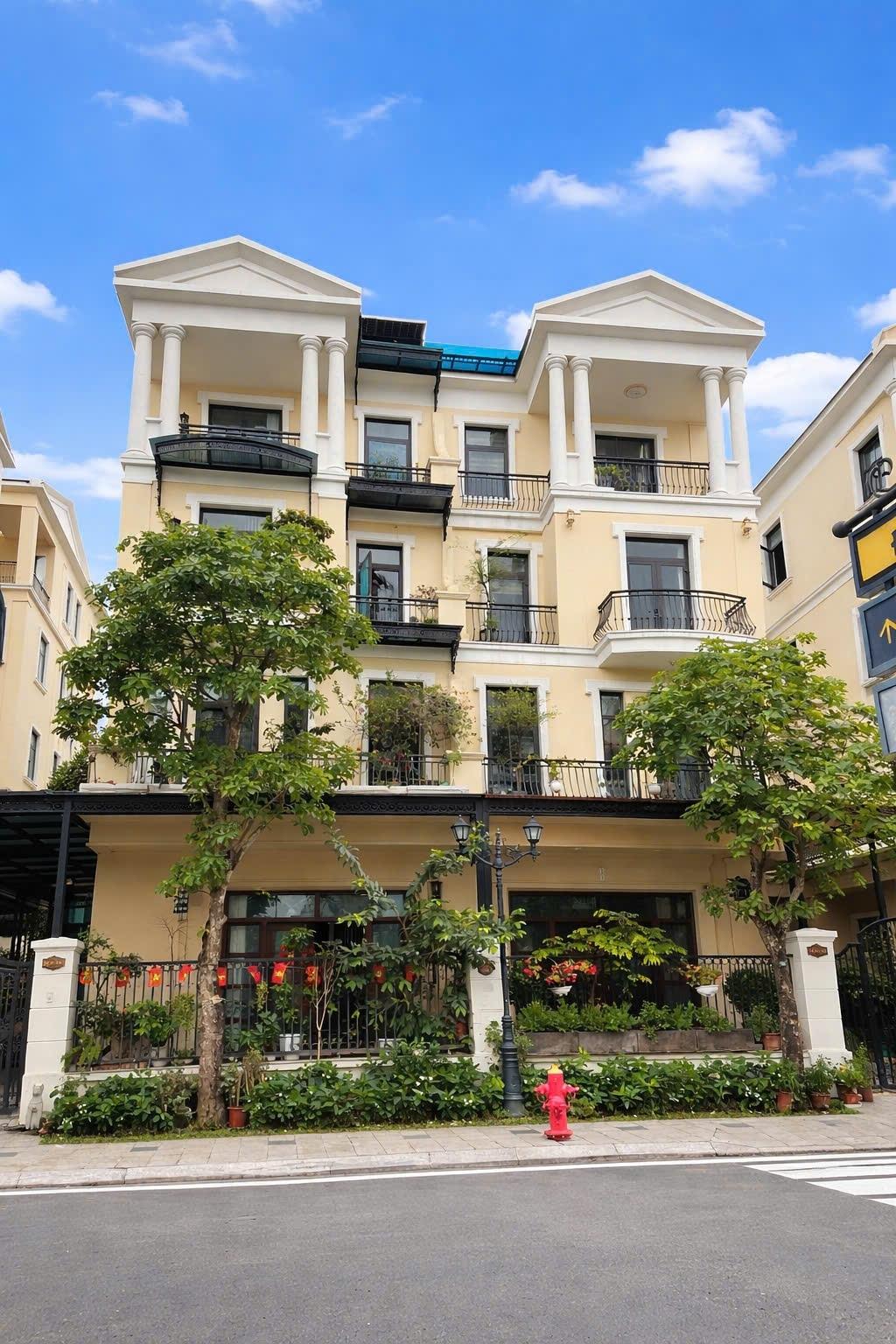 Bán nhanh căn liền kề 120 m2, giá 16 tỷ tại Xã Long Hưng - Văn Giang - Hưng Yên