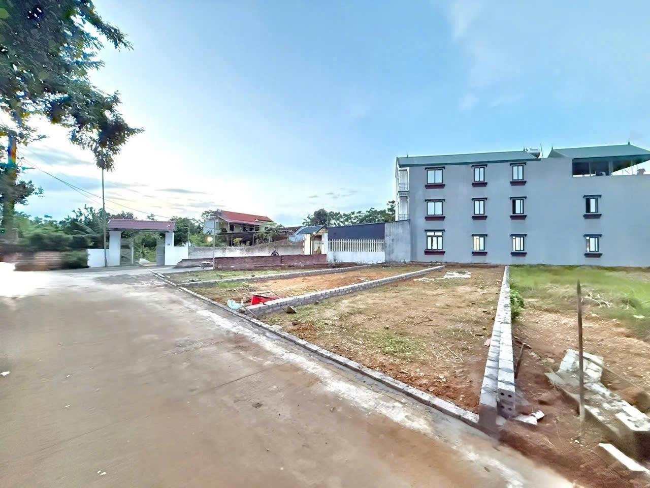 Bán nhanh mảnh đất 128 m2 tại Xã Bình Yên - Thạch Thất - Hà Nội, giá 4,5 tỷ