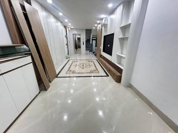 Bán nhanh nhà riêng sổ đỏ 37 m2 tại Quận Thanh Xuân - Hà Nội, giá 11 tỷ