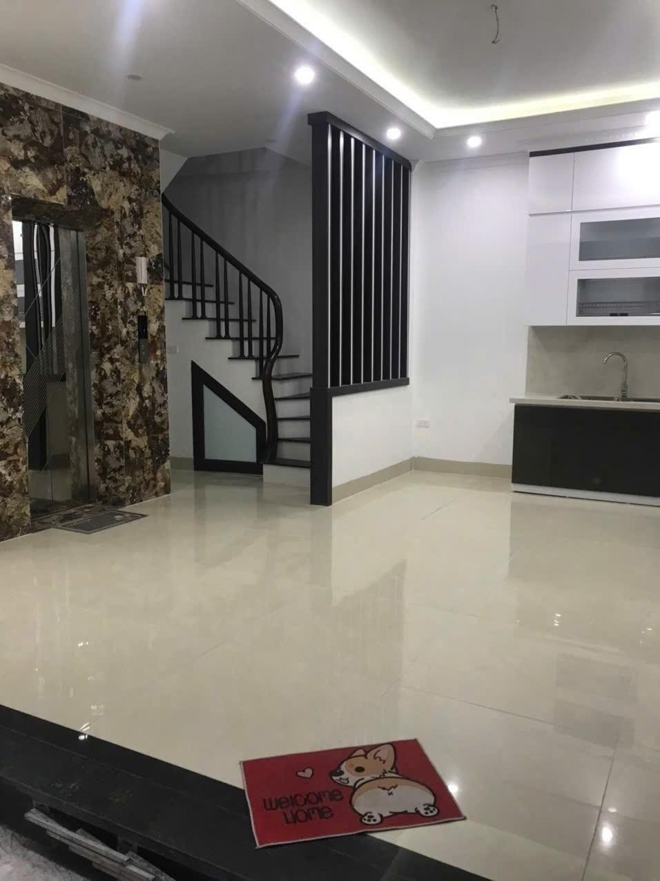 Cần bán ngay căn nhà đẹp 47,20000076293945 m2 tại Quận Cầu Giấy - Hà Nội, giá 12 tỷ