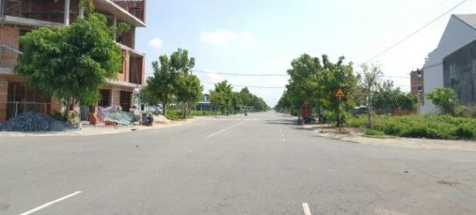 Chuyển nhượng nhà mặt tiền 168 m2 tại Thị trấn Quất Lâm - Giao Thủy - Nam Định, giá 2,85 tỷ