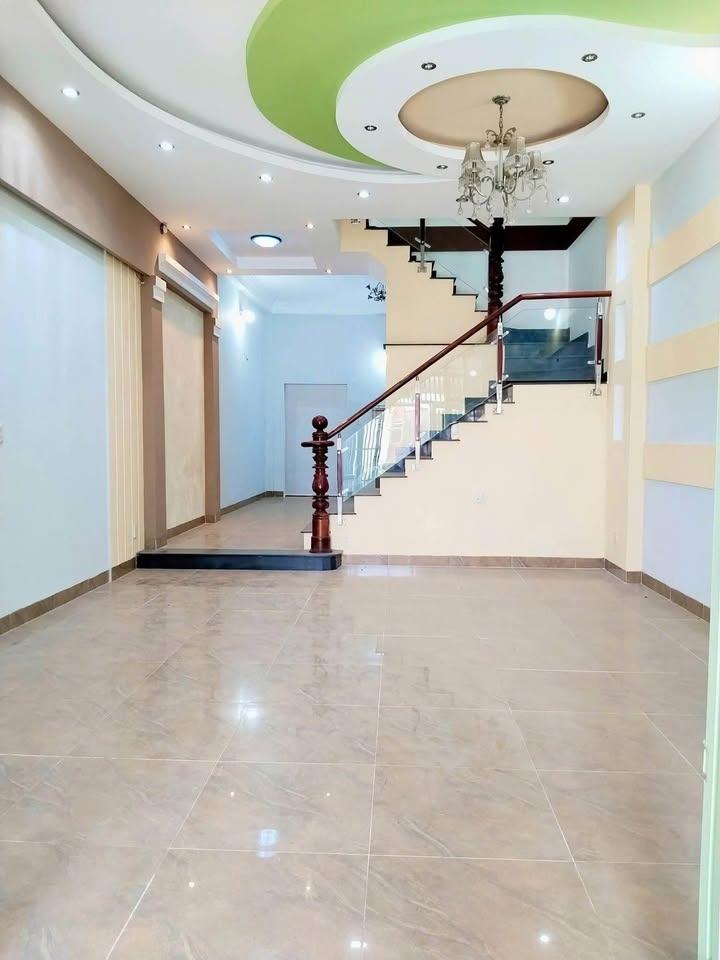 Cần bán gấp bán nhanh nhà đất 90 m2 tại Đường Thới Tam Thôn - Đông Thạnh - Hóc Môn, giá 1,15 tỷ