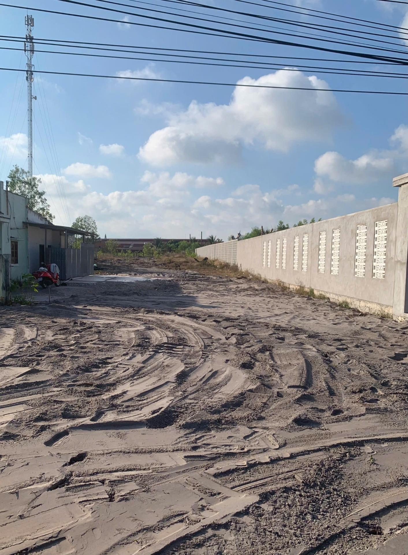 Cần bán nhanh lô đất sổ riêng 450 m2, hướng Đông-Nam tại La Gi - Bình Thuận, giá 4,9 tỷ