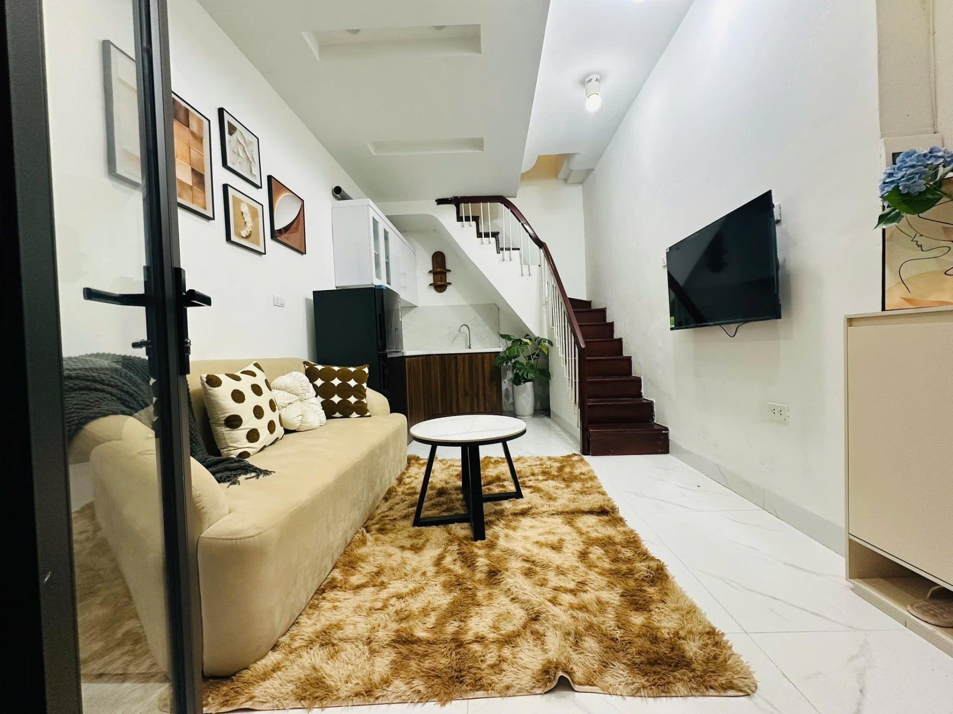 Chuyển nhượng nhà shr 55 m2, hướng Tây-Bắc tại Đường Hoàng Tăng Bí - Bắc Từ Liêm, giá 2,35 tỷ