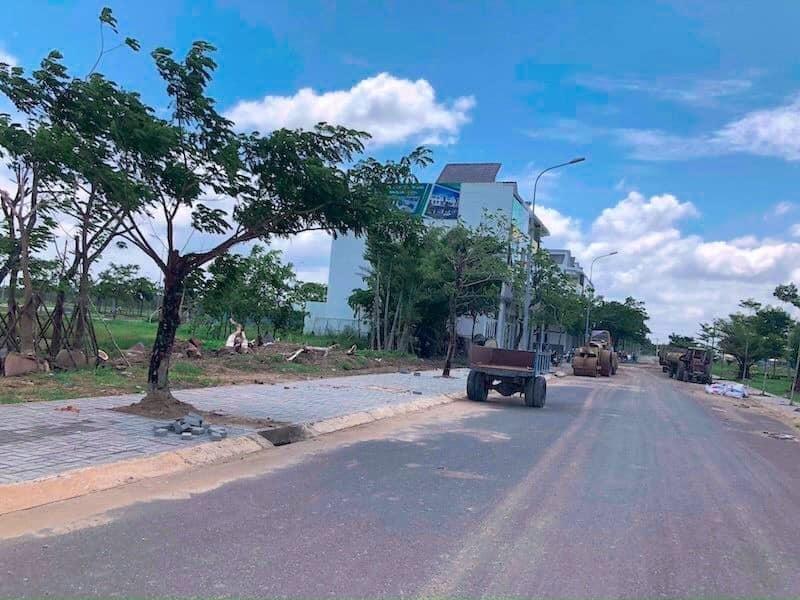 Sở hữu ngay lô đất sổ riêng 140 m2, hướng Tây-Nam tại Đức Hòa - Đức Hòa - Long An, giá 2,17 tỷ