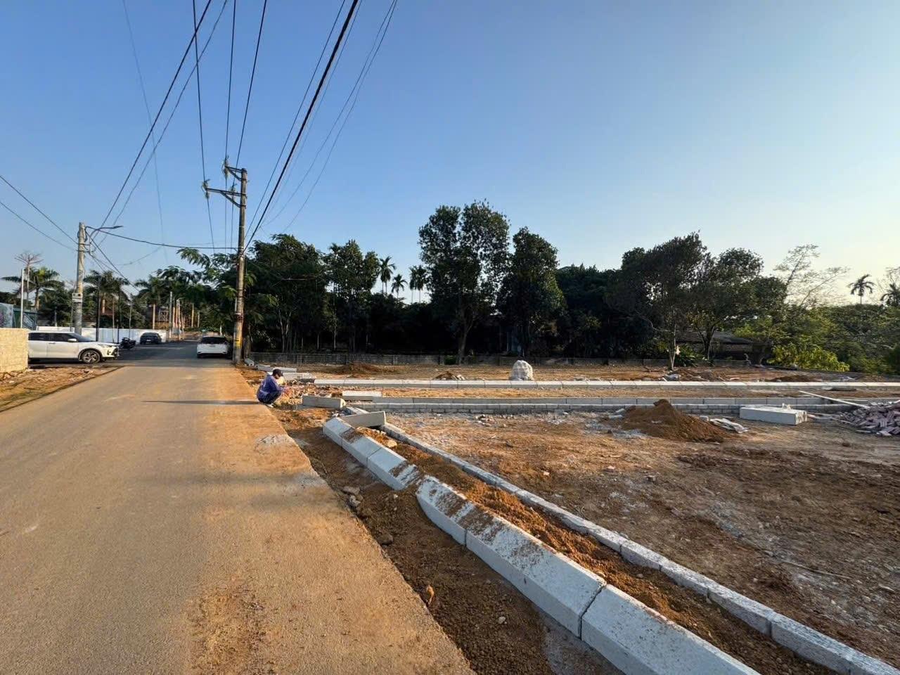 Cần bán gấp bán nhanh lô đất sổ riêng 100 m2 tại Phú Cát - Quốc Oai - Hà Nội, giá 2,6 tỷ