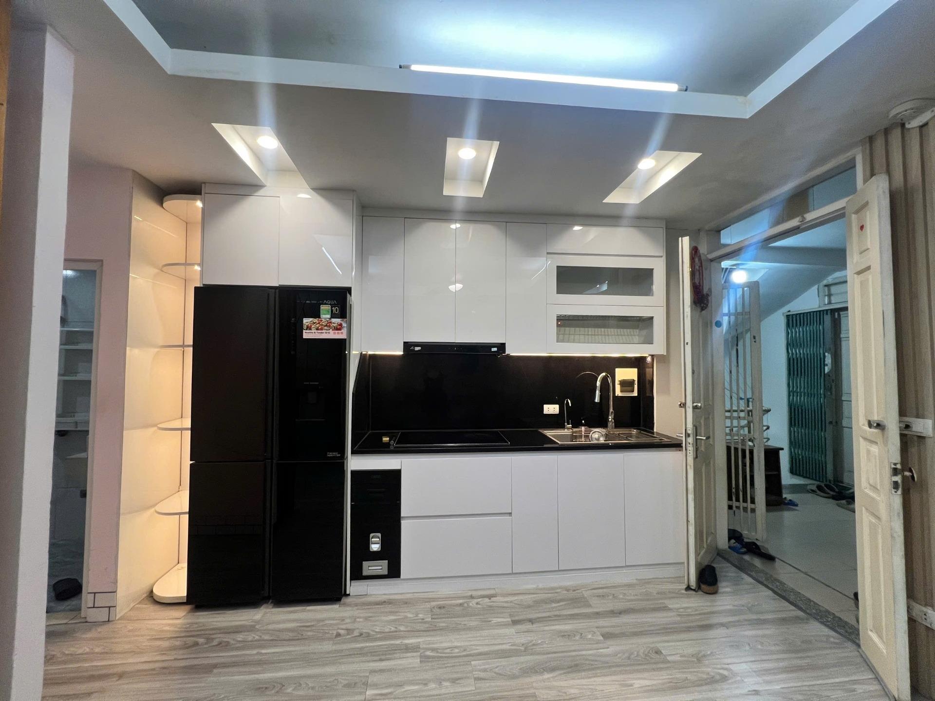 Bán căn 2 ngủ có sân thượng 55m2 giá 2,5 tỷ tại quận thanh xuân