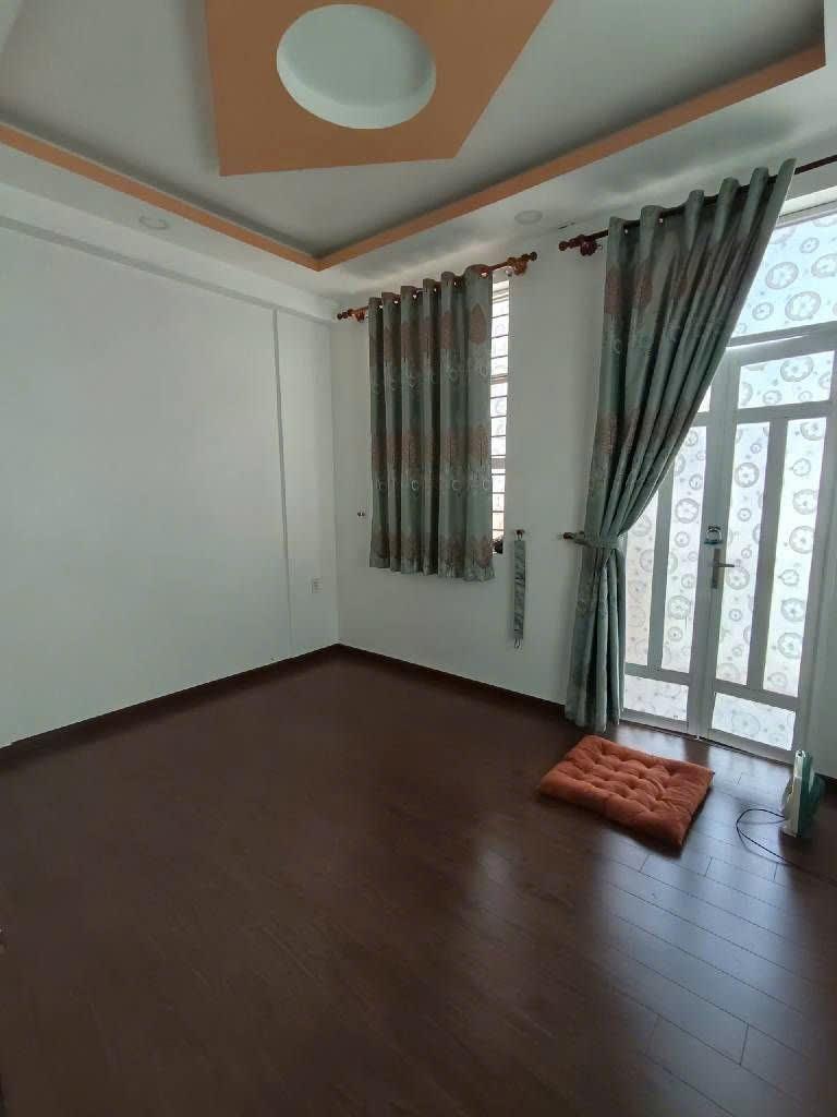 Cần bán nhà sổ hồng riêng 60 m2 tại Đường Huỳnh Tấn Phát - Nhà Bè - Nhà Bè, giá 7,15 tỷ