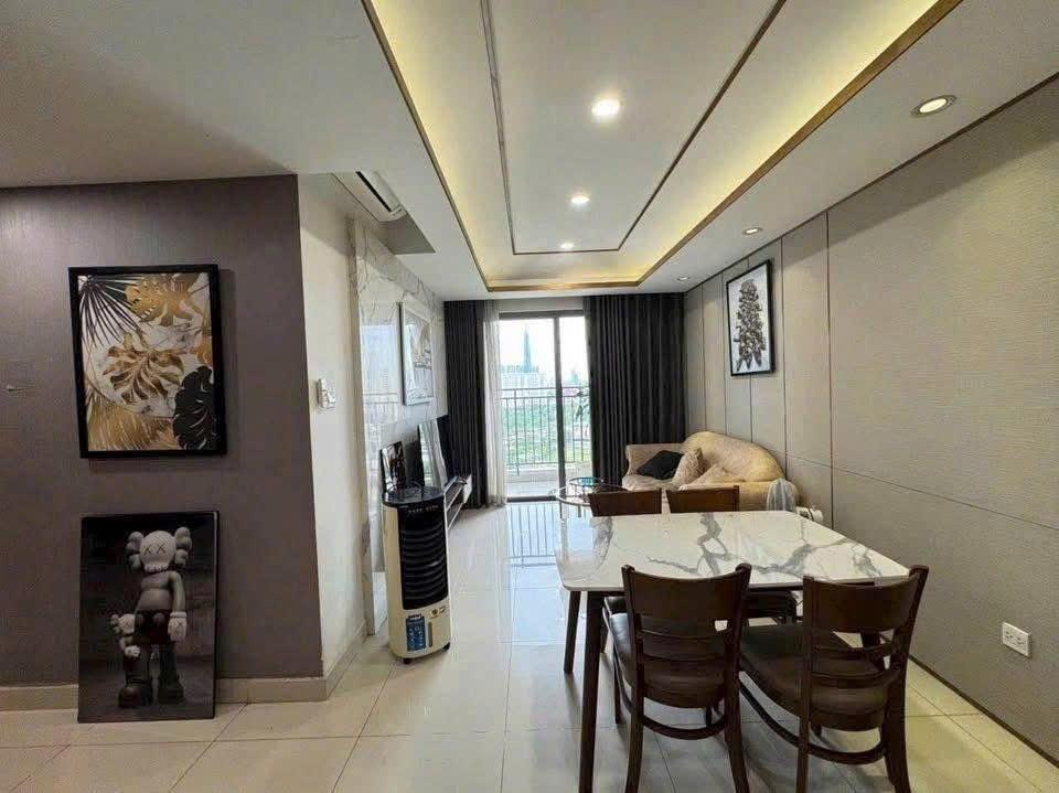 Cho thuê căn hộ chung cư 90 m2 tại Đường Nguyễn Sỹ Sách - Tân Bình, giá 10,5 triệu/tháng