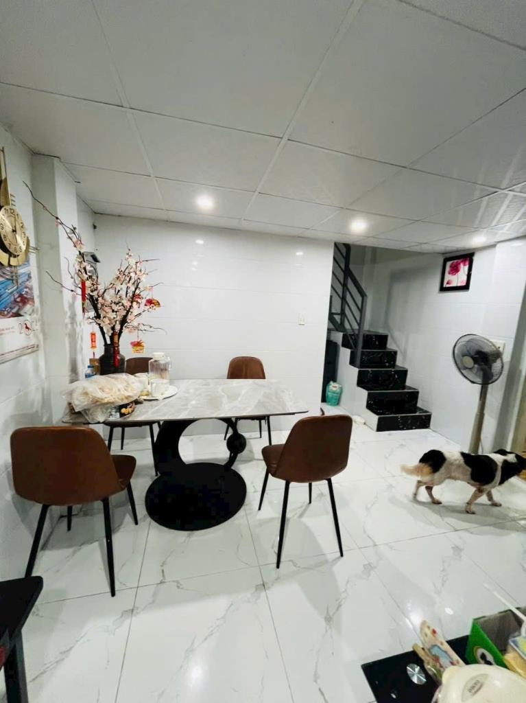 Cần bán nhà sổ hồng riêng 47,400001525878906 m2 tại Phường Bình An - Dĩ An, giá 2,49 tỷ