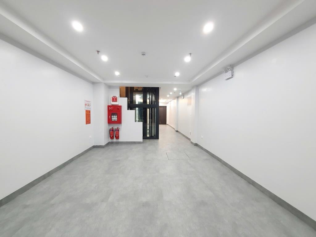 Cần bán nhanh nhà sổ riêng 7 tầng, 55 m2, mặt tiền 4m tại Đường Xuân La - Bắc Từ Liêm, giá 25,8 tỷ