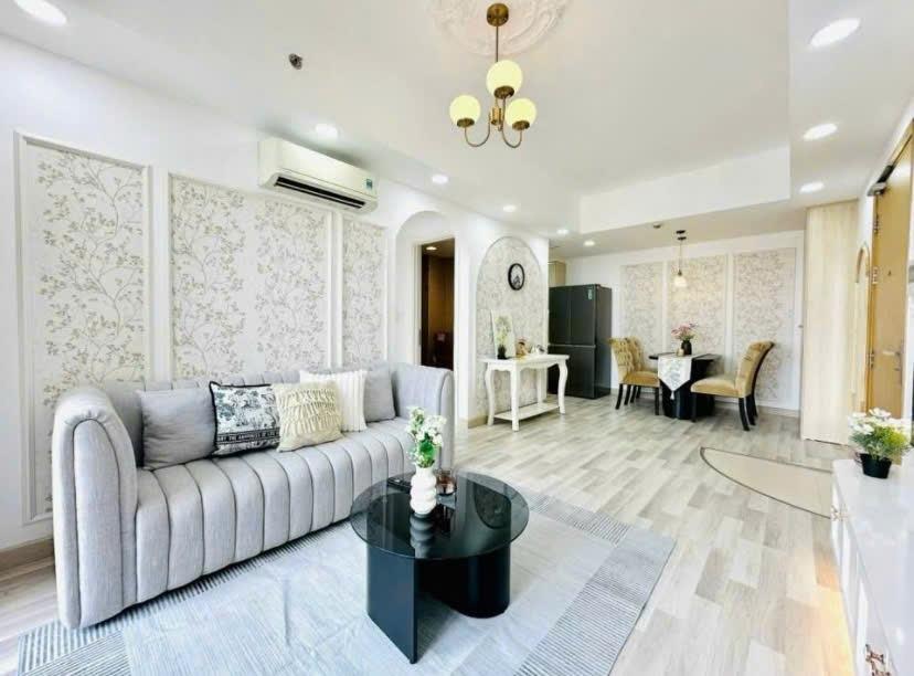 Cần bán gấp căn hộ 50 m2, giá 2 tỷ tại Đường Lê Quang Định - 5 - Bình Thạnh - TP Hồ Chí Minh