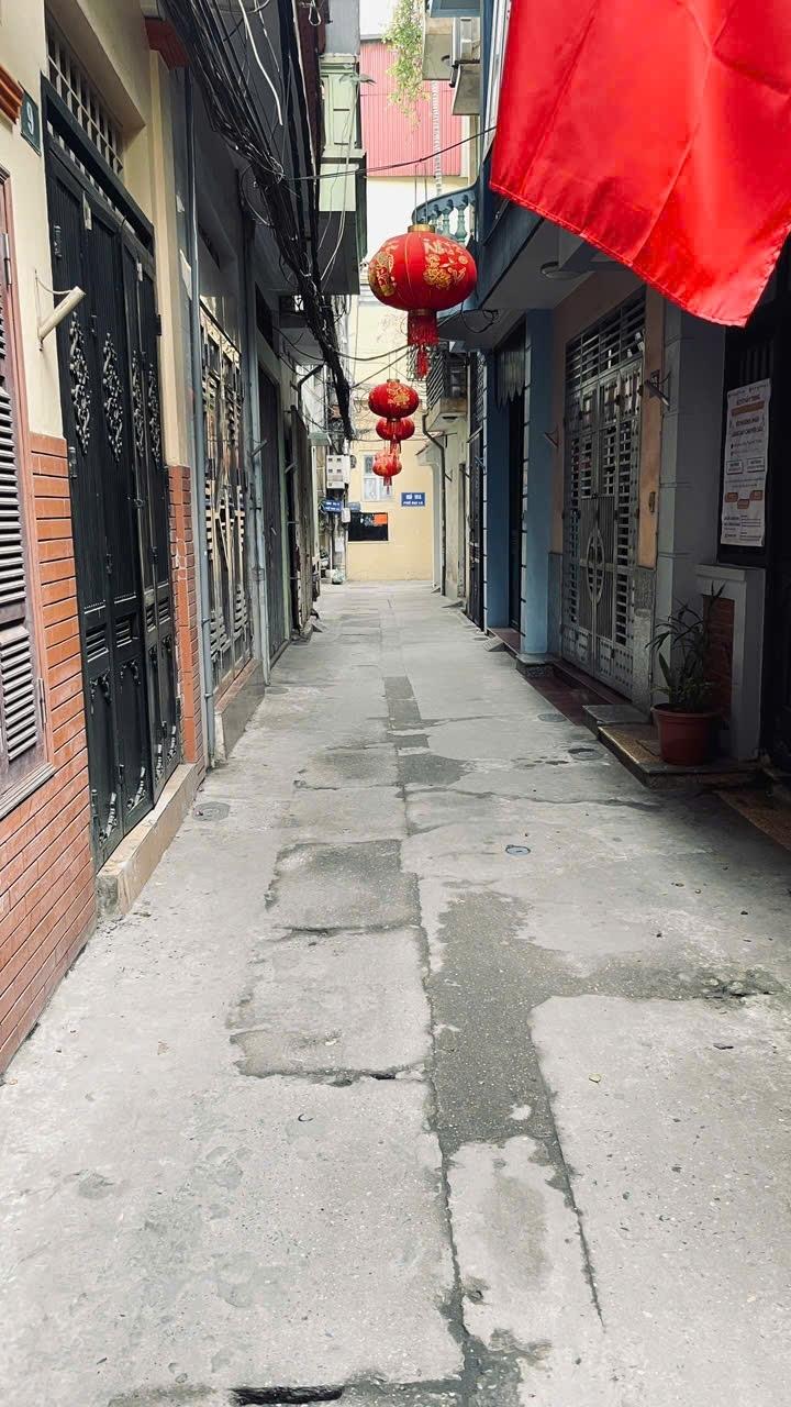 Sở hữu nhà riêng sổ đỏ 67 m2, hướng Tây-Bắc tại Phường Đồng Tâm - Hai Bà Trưng, giá 8,9 tỷ