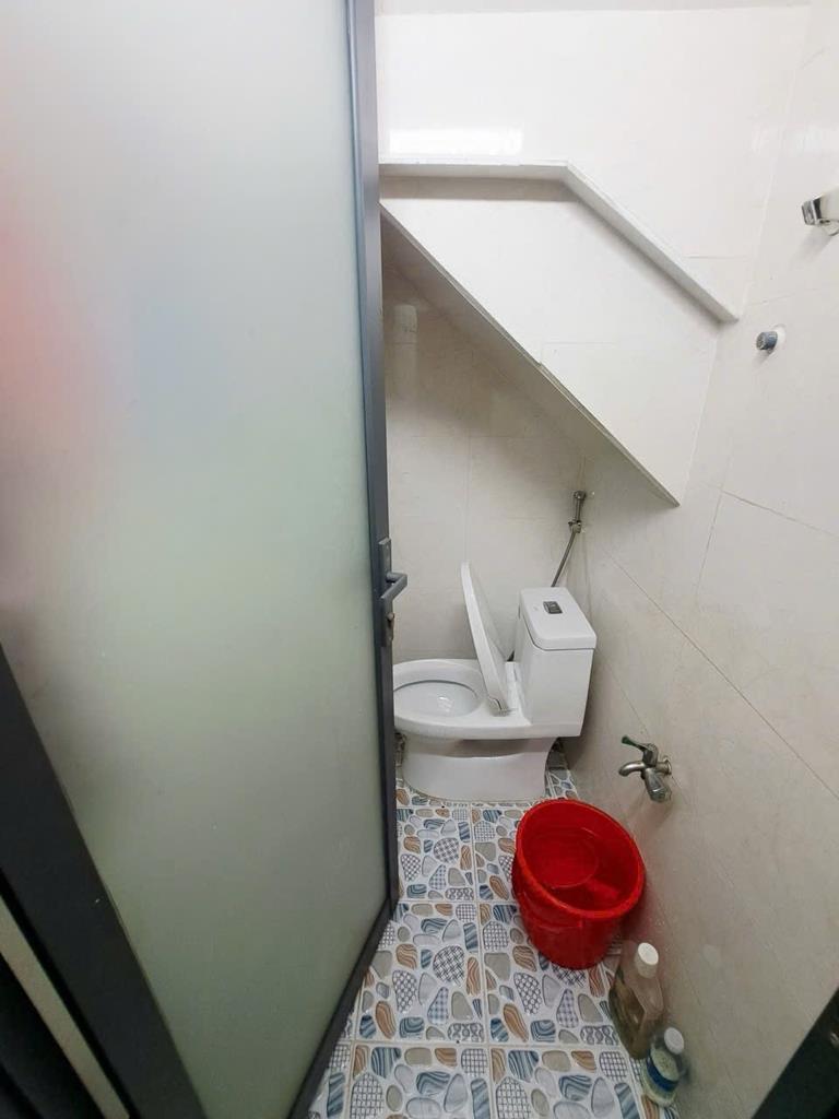 Bán gấp nhà 24 m2 tại Đường Lạc Long Quân - 5 - Quận 11 - TP Hồ Chí Minh, giá 3 tỷ