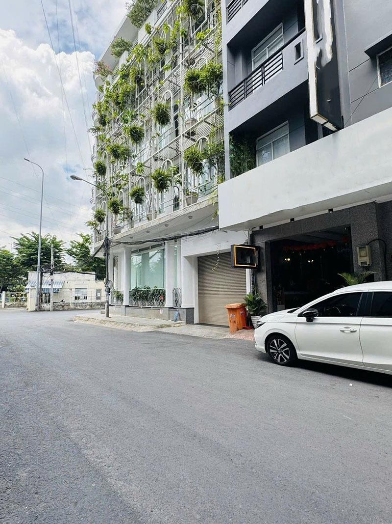 Bán Khách Sạn Đường 19 - Ngay Trần Não, 8x15m, 6 tầng, 22p, HĐT 100tr/th