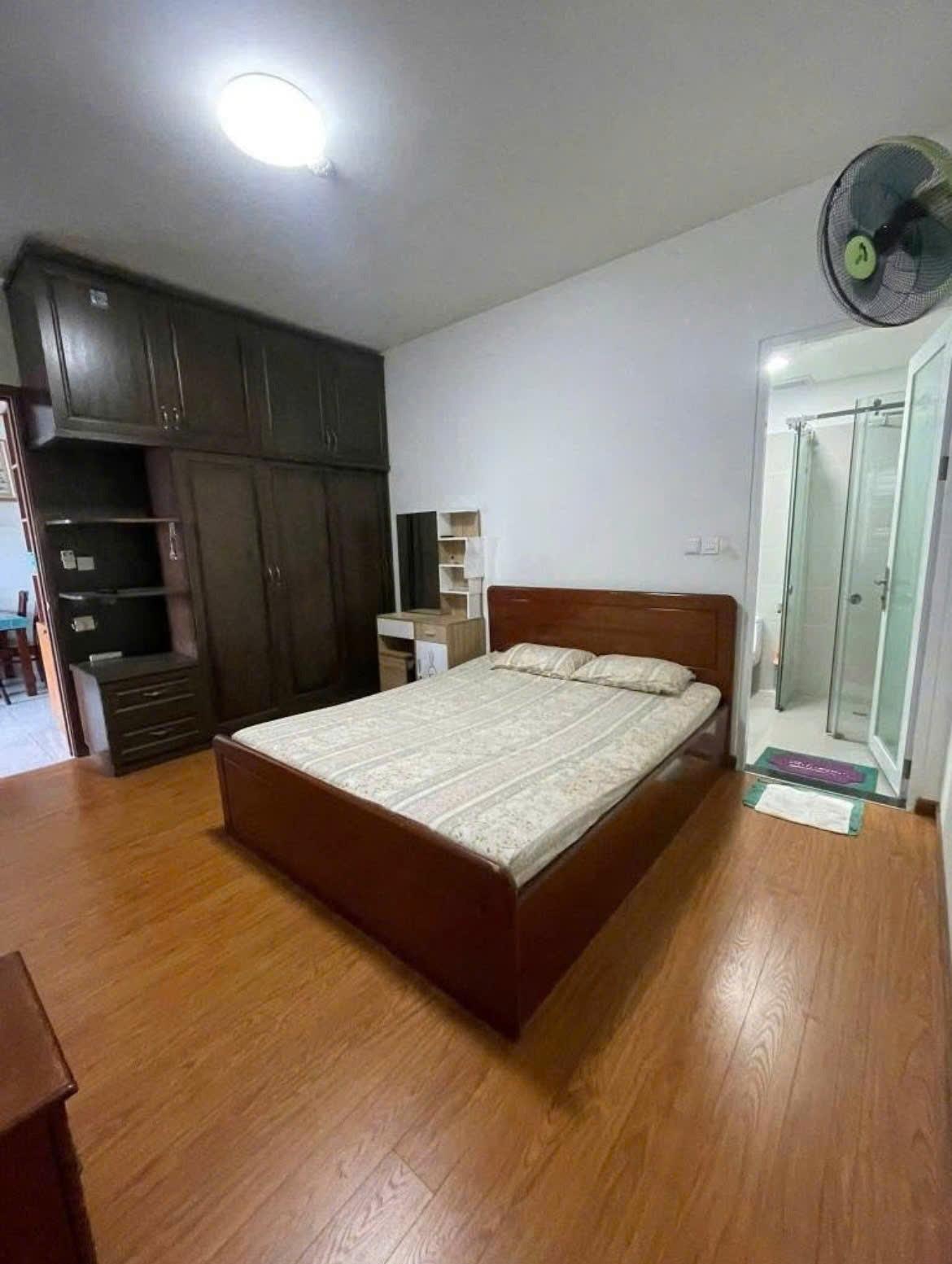 Cho thuê căn hộ chung cư 95 m2 tại Đường Bùi Hữu Nghĩa - Bình Thạnh, giá 13,5 tr/tháng