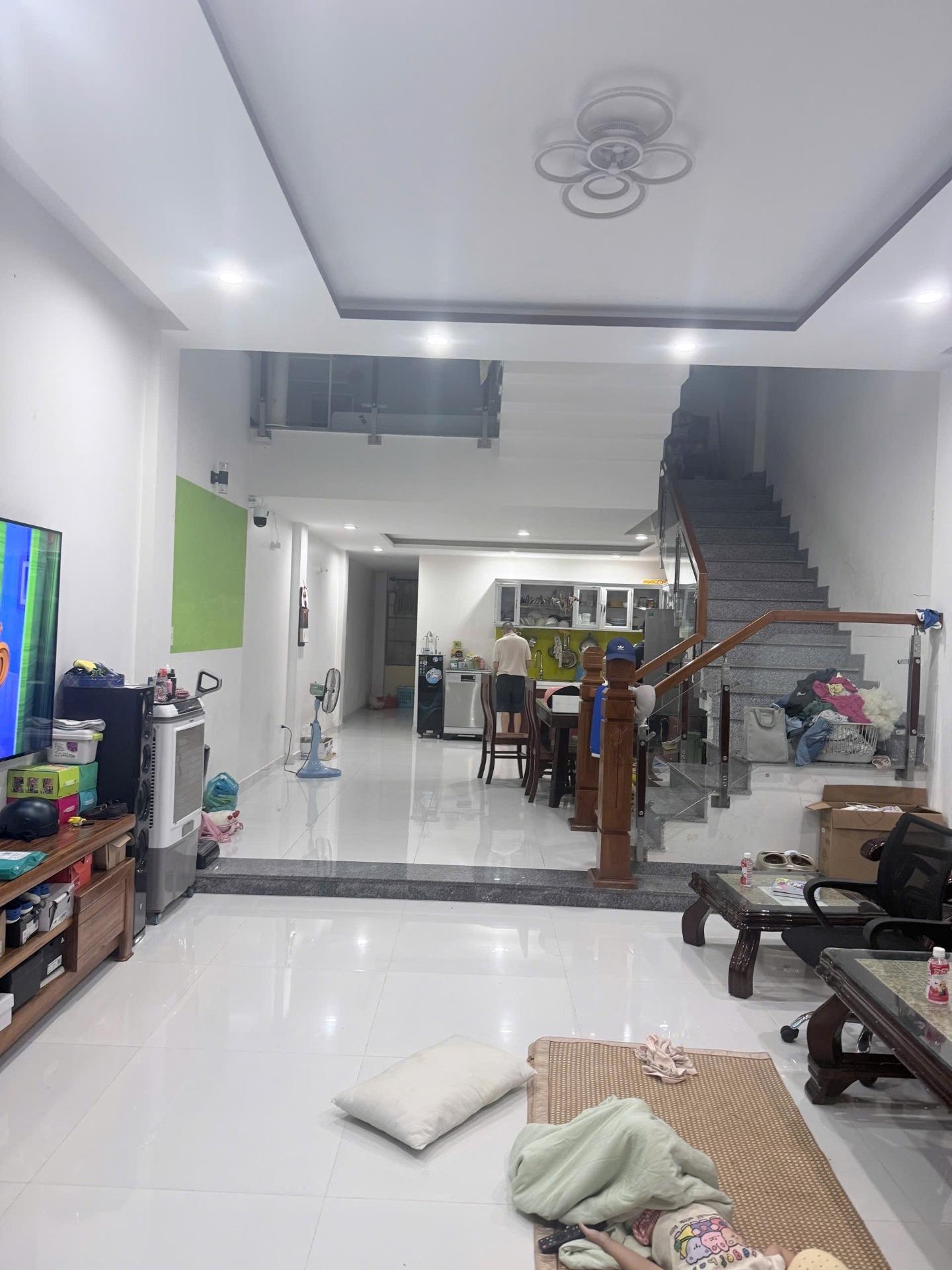 Cần bán gấp bán nhanh nhà mặt tiền 285 m2 tại Phường Khuê Mỹ - Ngũ Hành Sơn - Đà Nẵng, giá 10,5 tỷ